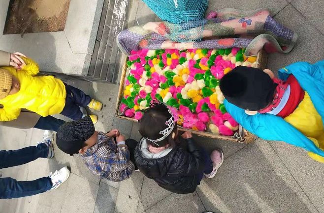 小学鸡养鸡，是童年最in的养成系游戏